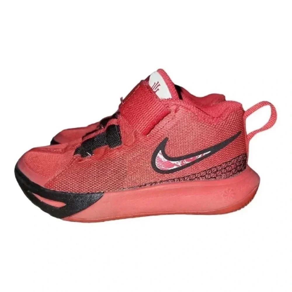 Nike Kyrie Flytrap VI (PS) University Red/Black Kids‎ Size 10.5C DQ8093 600